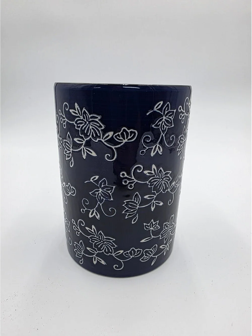 Temp-tations Floral Lace Presentable Ovenware Ceramic Utensil Holder